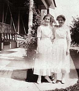 Margaret Mae and Besse Marie McClanahan