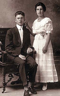 Oscar Black (1894-1970) & Margaret Mae McClanahan (1885-1918) portrait taken ca. 1916