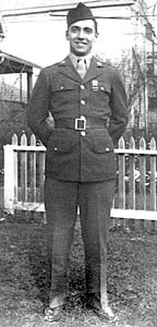 Robert Earl Davis in his World Was II Artillery uniform