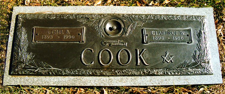 Headstone of Ethel Beatrice Miller (1893-1990) and Clarence William Cook (1892-1956)