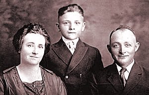 Nellie, Ken, and Lawrence Lehman