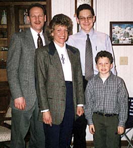 Family portrait of the David Allen Cherrington family