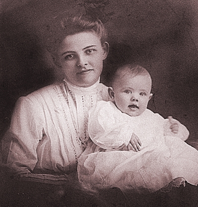 Eva Pearl Horine Bruss and her son Herman Bruss, ca. 1909