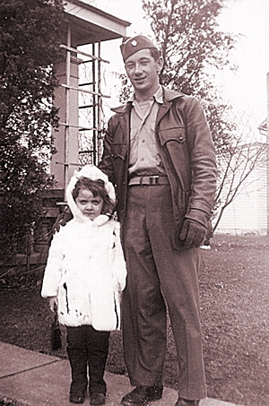 Alva Junior Horine (1924-1980) with his niece Linda Kay Horine, 1946