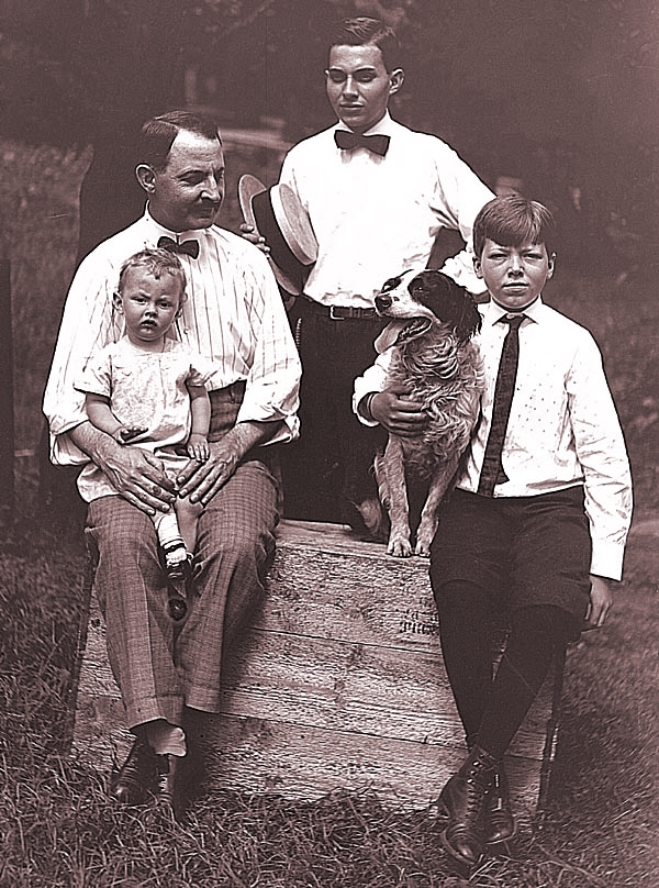 George Elmer Fisher & Family on porch in New Castle, Pennsylvania, 1910