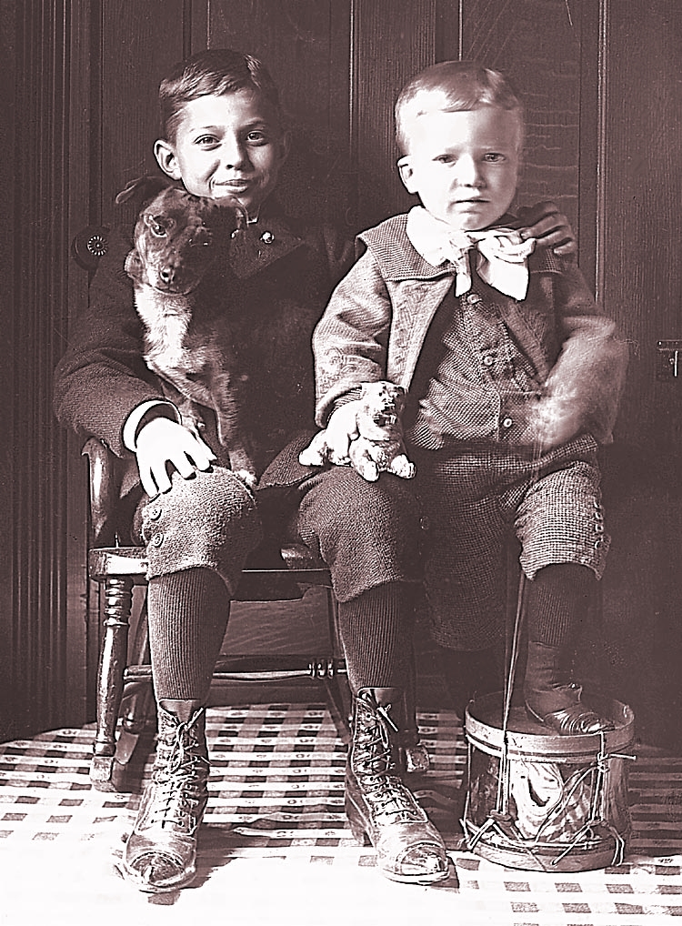 James Lee Fisher & his brother George on a table, ca. 1899