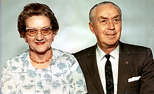 Portrait of Roberta (Bo) Marie Junkin and George Dennis Amyx